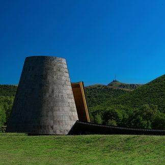 Le puy de dôme vue depuis Vulcania